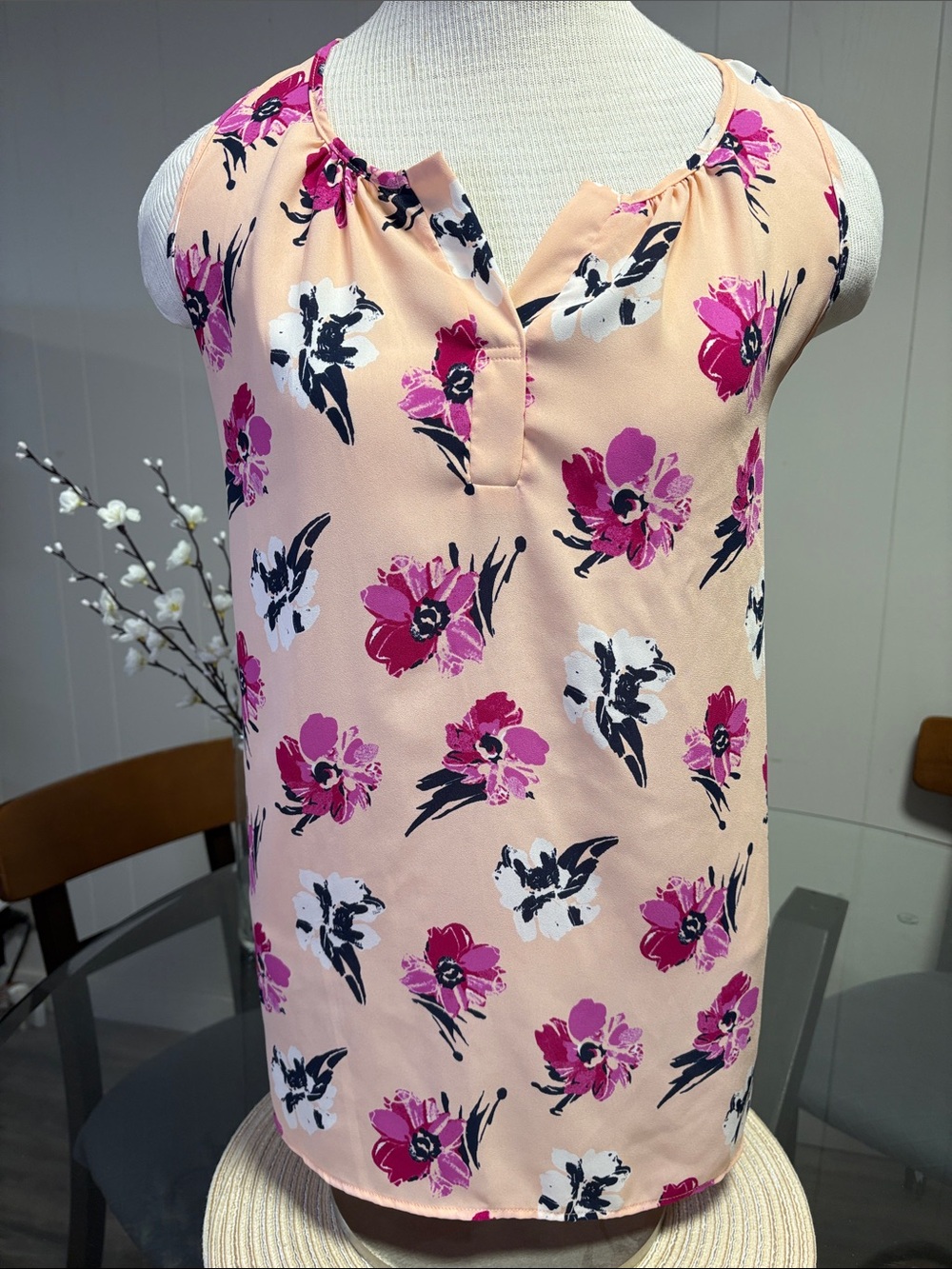 Pleione Peach Floral Sleeveless Camisole with Pink & White Blossoms